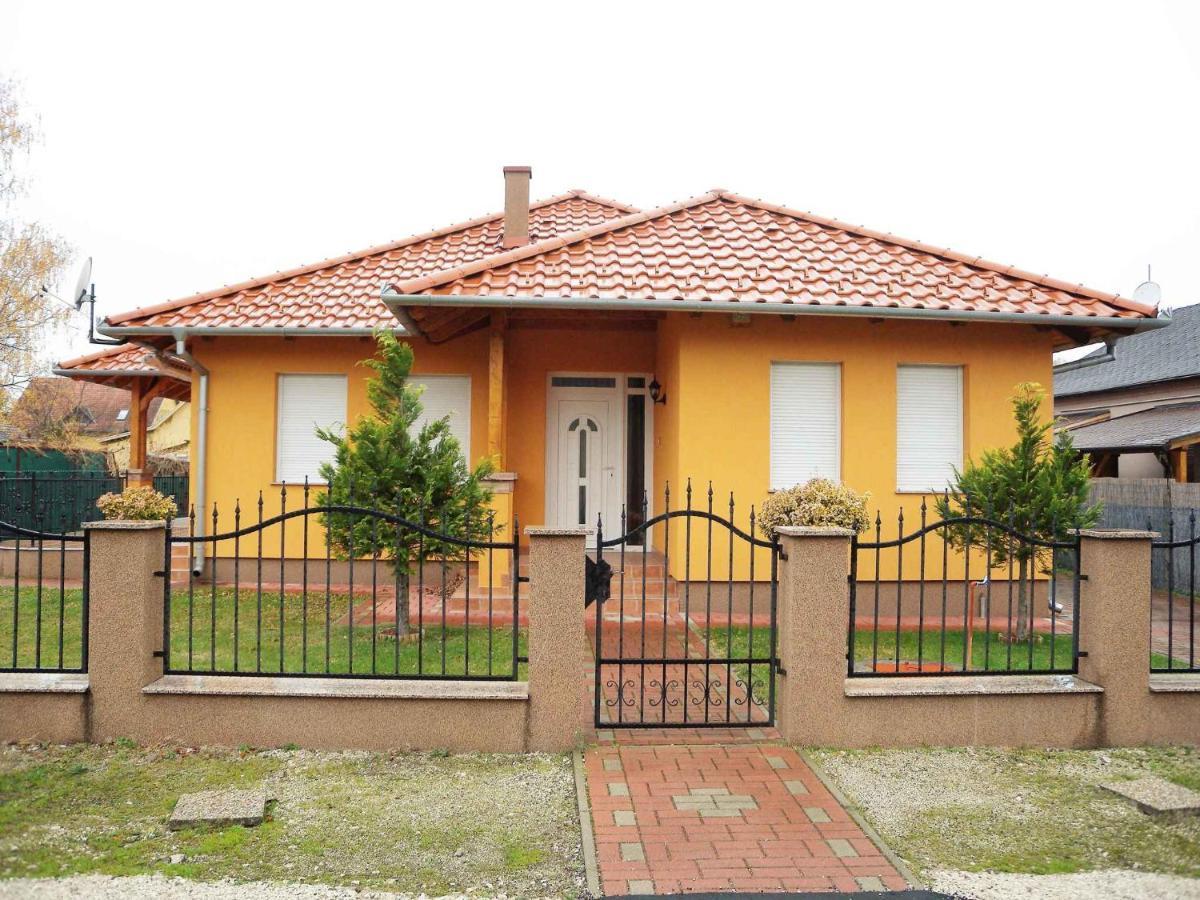 Holiday Home Balatonmariafurdo, Somogy 1 Balatonkeresztur Exterior photo