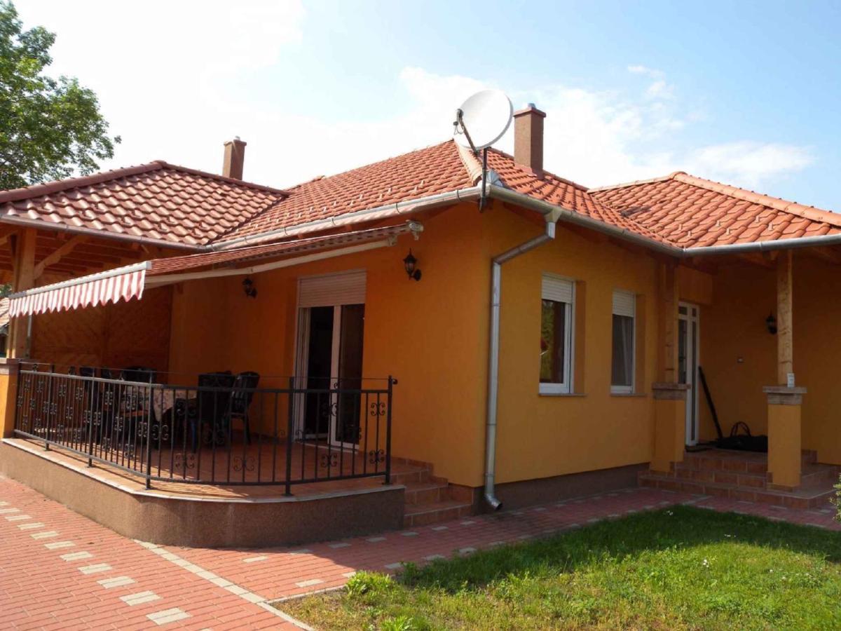 Holiday Home Balatonmariafurdo, Somogy 1 Balatonkeresztur Exterior photo